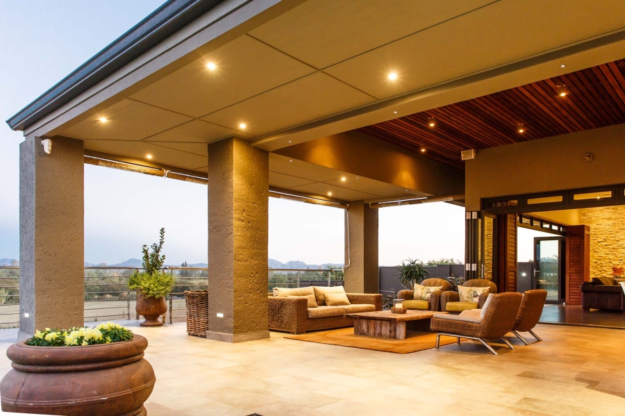 5 Bedroom Property for Sale in Oewersig Western Cape